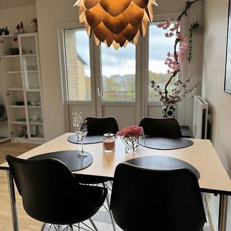 Stor Og Lys Lejlighed I Hjertet Af Holstebro Exterior foto