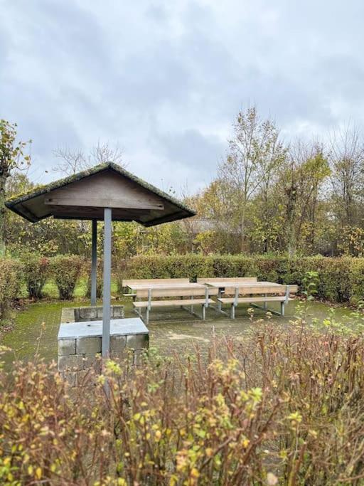 Stor Og Lys Lejlighed I Hjertet Af Holstebro Exterior foto